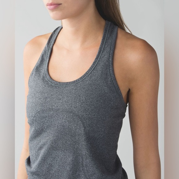 Lululemon swiftly tech racerback size 4 - Picture 1 of 6